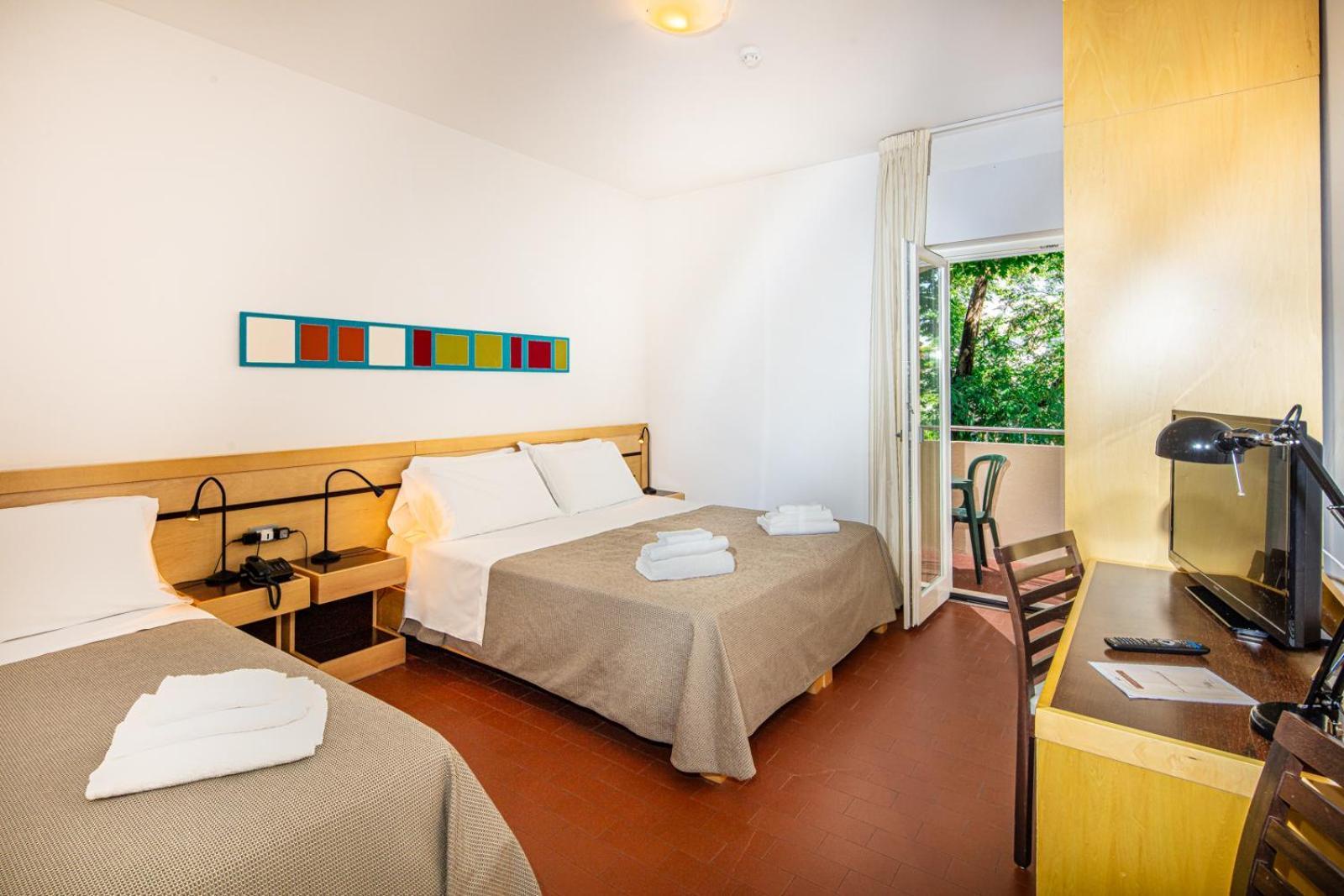 Hotel La Pergola ลินญาโน ซับเบียโดโร ภายนอก รูปภาพ